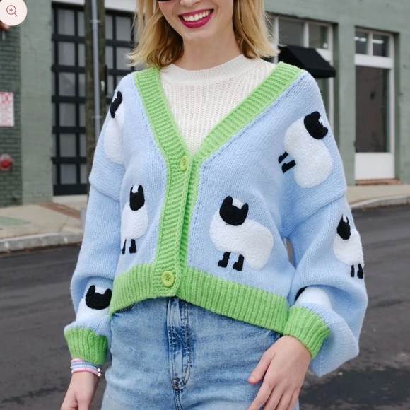 Debut 3D Sheep Knit Sweater Size S/M - Picture 2 of 6
